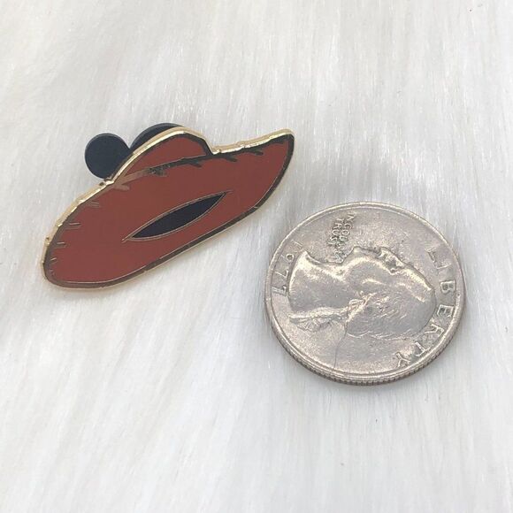 🔮 5/$25 Disney Toy Story Woody's Hat Pin - Picture 2 of 3